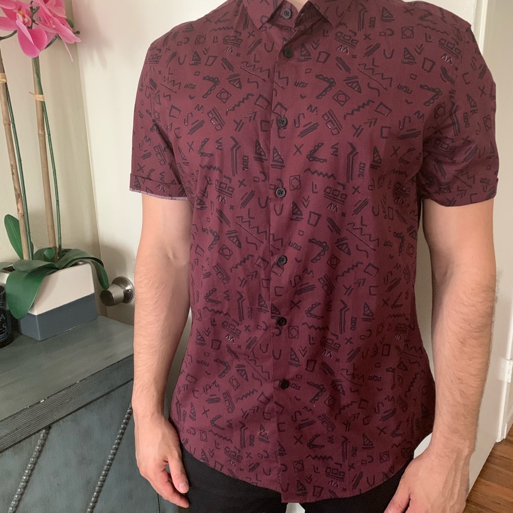 🎉HP🎉 ASOS Short Sleeve Button-Up w/ Retro Design - Picture 2 of 6